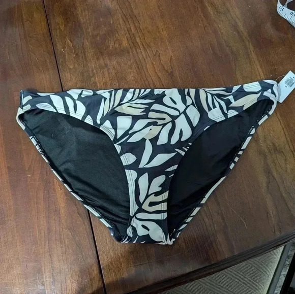 Old Navy Other - 2/$10 NWT Old Navy Swim Bottom